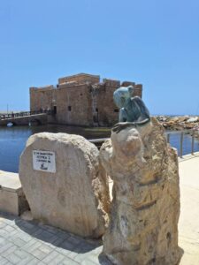 Pafoská pevnosť (pamiatka UNESCO) na Cypre. Foto: Ľ. Srnková