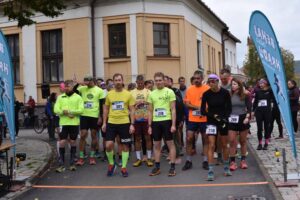 Začiatok pretekov v centre obce Slovenská Ľupča. Foto: E. K. Valová